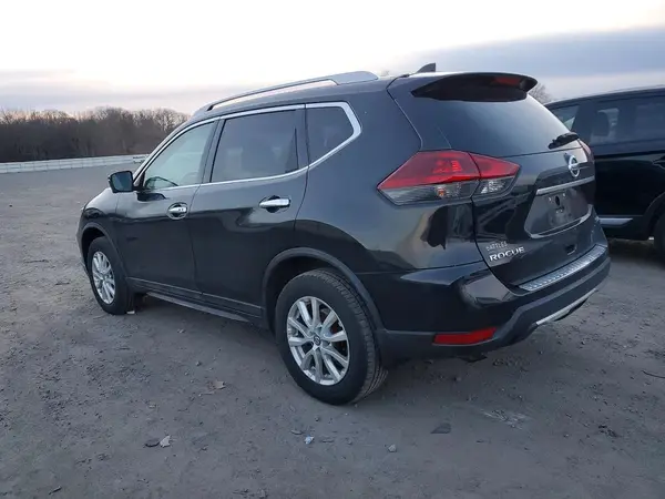 5N1AT2MV6JC755985 2018 NISSAN ROGUE - Image 2