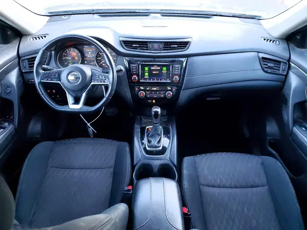 5N1AT2MV6JC755985 2018 NISSAN ROGUE - Image 8