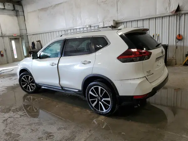 5N1AT2MV6JC763715 2018 NISSAN ROGUE - Image 2