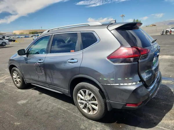 5N1AT2MV6JC775220 2018 NISSAN ROGUE - Image 2