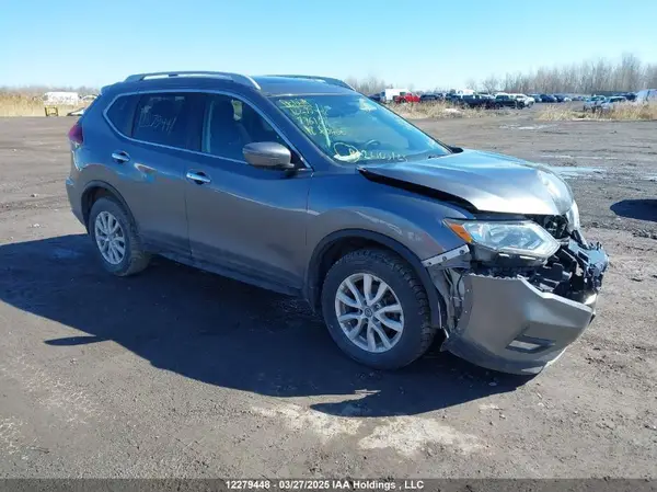 5N1AT2MV6JC776139 2018 NISSAN ROGUE - Image 1