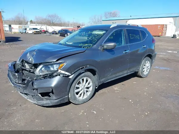 5N1AT2MV6JC776139 2018 NISSAN ROGUE - Image 2