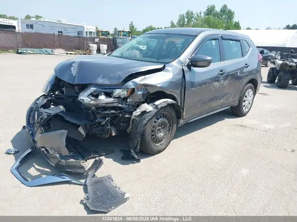 5N1AT2MV6JC781521 2018 NISSAN ROGUE - Image 2