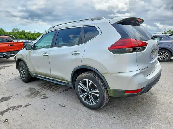 5N1AT2MV6JC783527 2018 NISSAN ROGUE - Image 2