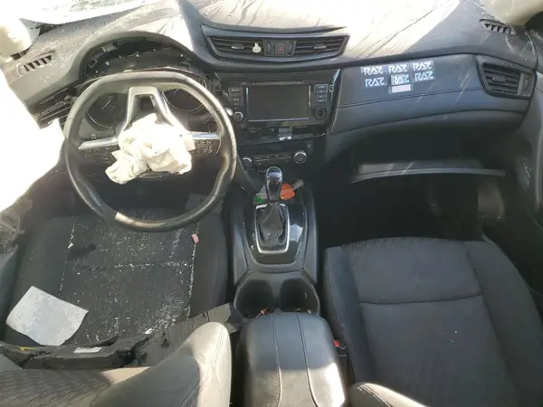 5N1AT2MV6JC783690 2018 NISSAN ROGUE - Image 8