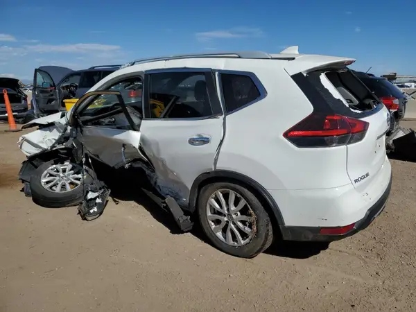 5N1AT2MV6JC787349 2018 NISSAN ROGUE - Image 2