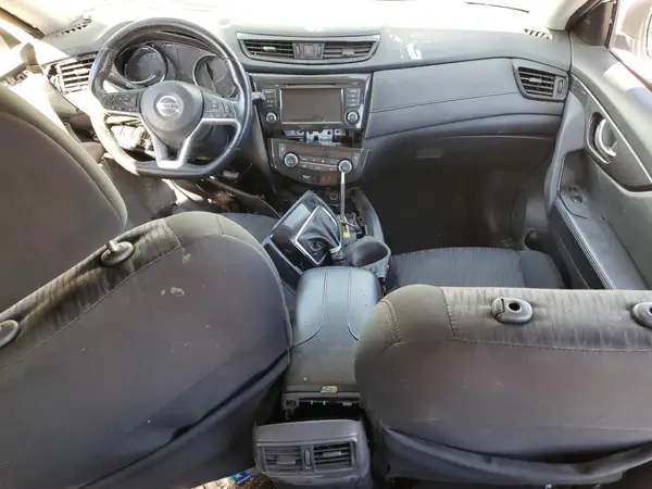 5N1AT2MV6JC787349 2018 NISSAN ROGUE - Image 8