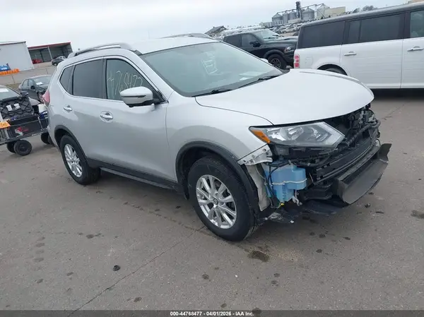 5N1AT2MV6JC792843 2018 NISSAN ROGUE - Image 1