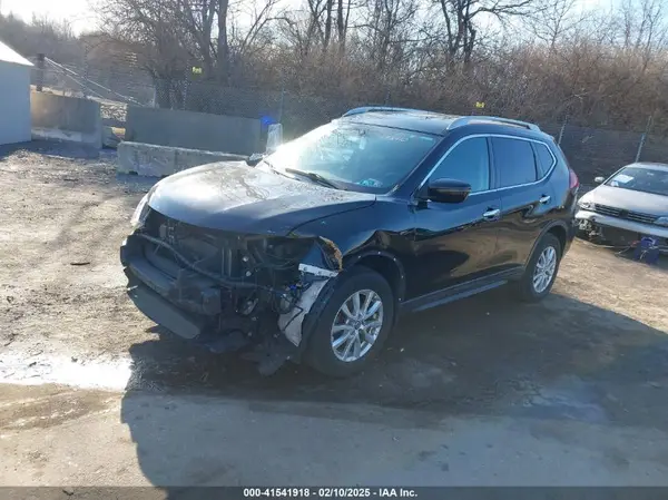 5N1AT2MV6JC792910 2018 NISSAN ROGUE - Image 2