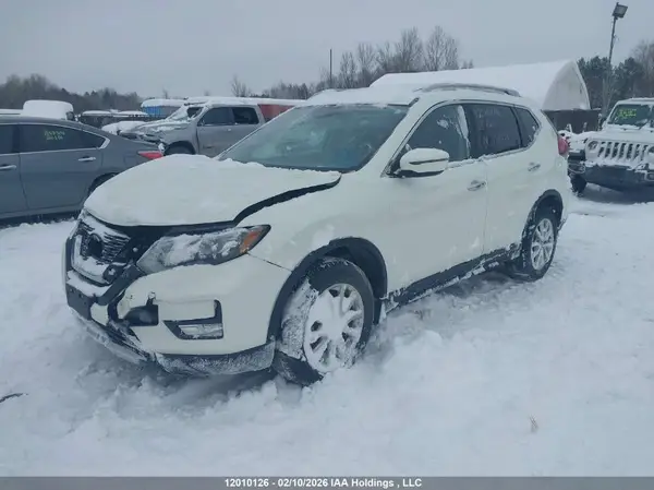 5N1AT2MV6JC798559 2018 NISSAN ROGUE - Image 2