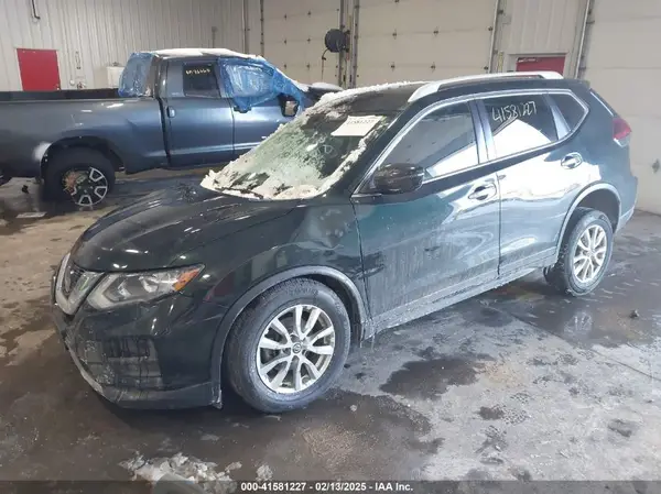 5N1AT2MV6JC803713 2018 NISSAN ROGUE - Image 2
