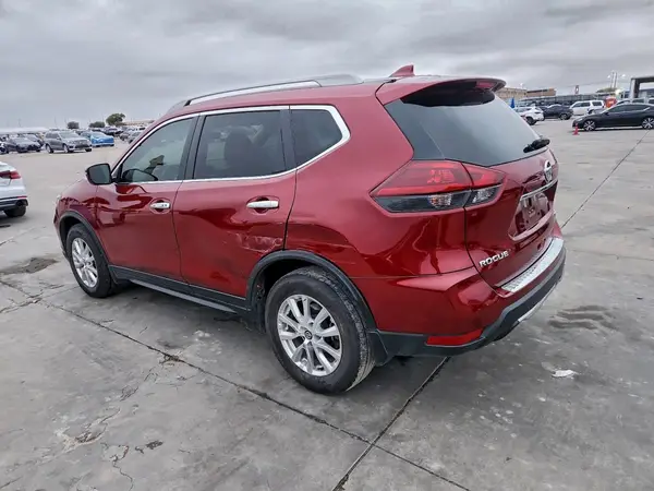 5N1AT2MV6JC807857 2018 NISSAN ROGUE - Image 2