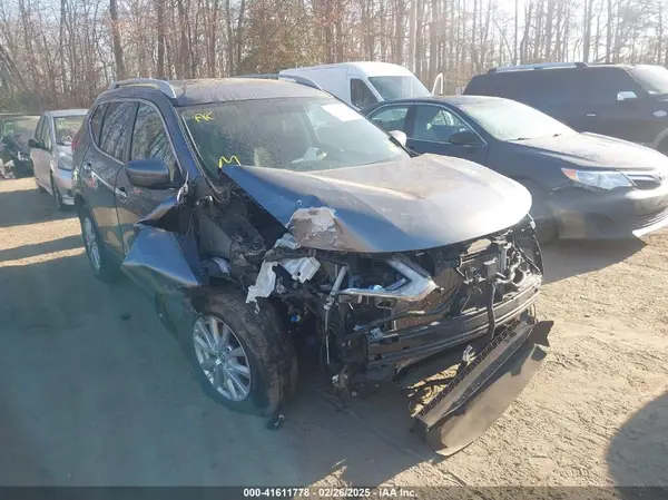 5N1AT2MV6JC814534 2018 NISSAN ROGUE - Image 1
