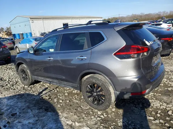 5N1AT2MV6JC815389 2018 NISSAN ROGUE - Image 2