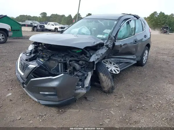 5N1AT2MV6JC822732 2018 NISSAN ROGUE - Image 2