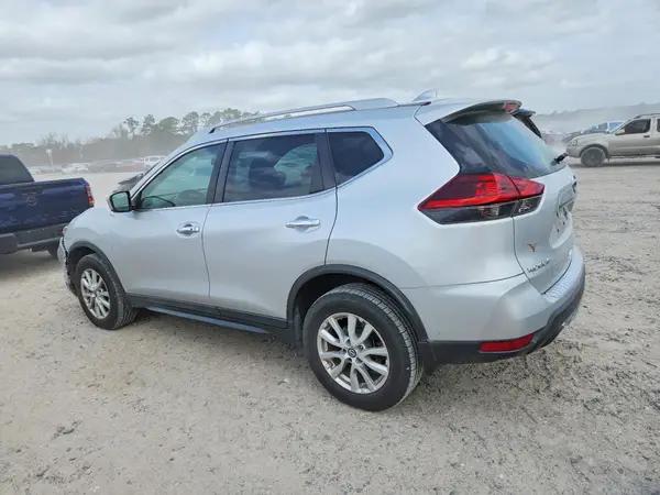 5N1AT2MV6JC825680 2018 NISSAN ROGUE - Image 2