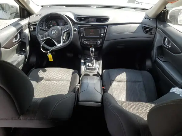 5N1AT2MV6JC828739 2018 NISSAN ROGUE - Image 8