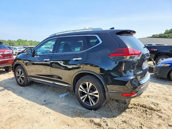 5N1AT2MV6JC832127 2018 NISSAN ROGUE - Image 2