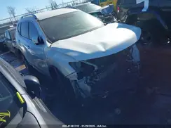 5N1AT2MV6JC834900 2018 NISSAN ROGUE