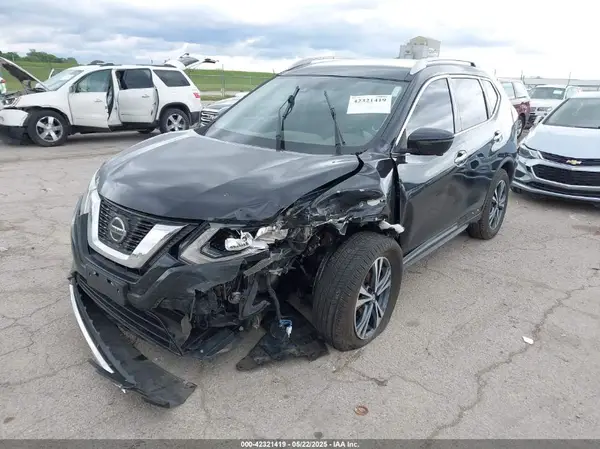 5N1AT2MV6JC835853 2018 NISSAN ROGUE - Image 2