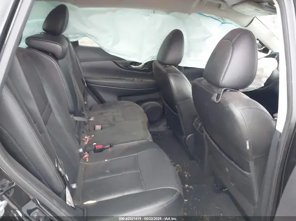 5N1AT2MV6JC835853 2018 NISSAN ROGUE - Image 8