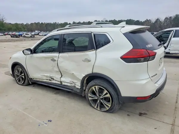 5N1AT2MV6JC836775 2018 NISSAN ROGUE - Image 2