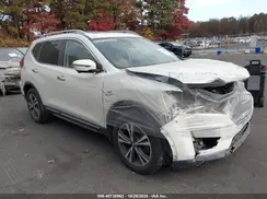 5N1AT2MV6JC838123 2018 NISSAN ROGUE