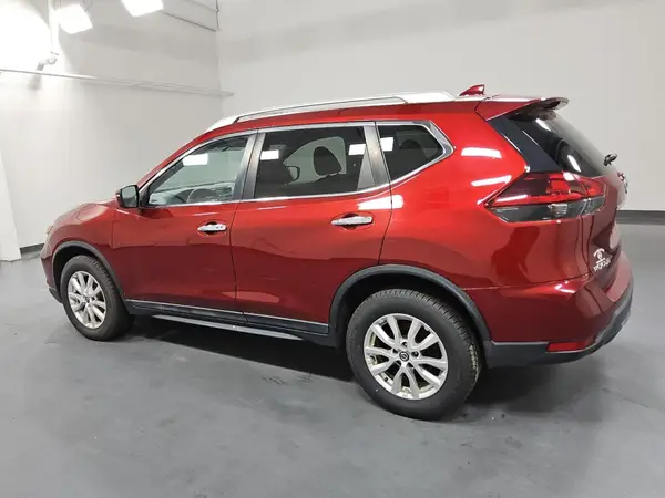 5N1AT2MV6JC839160 2018 NISSAN ROGUE - Image 2