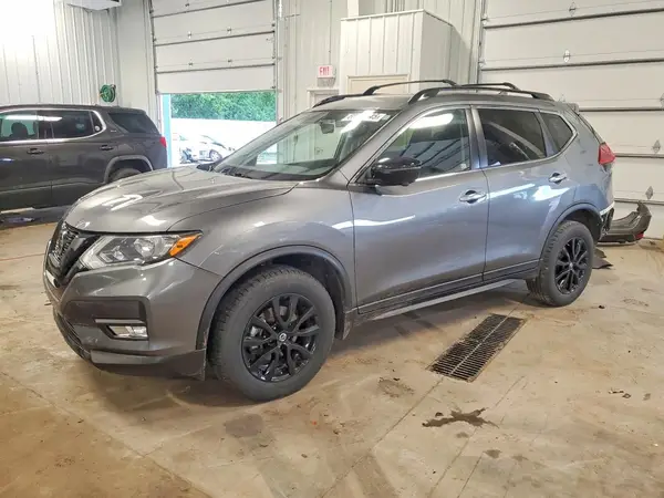 5N1AT2MV6JC841927 2018 NISSAN ROGUE - Image 1