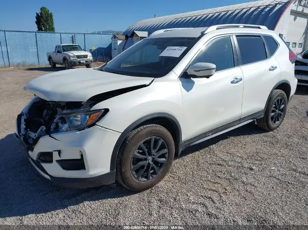 5N1AT2MV6JC842351 2018 NISSAN ROGUE - Image 2