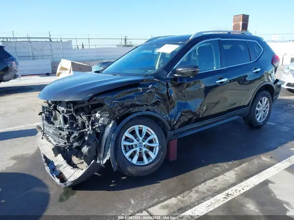5N1AT2MV6JC846576 2018 NISSAN ROGUE - Image 2