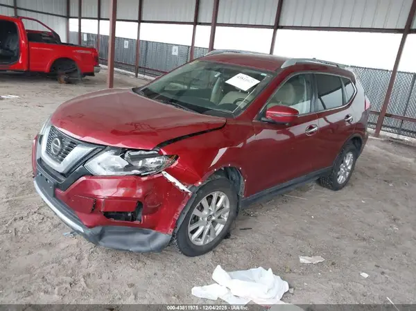 5N1AT2MV6JC847436 2018 NISSAN ROGUE - Image 2
