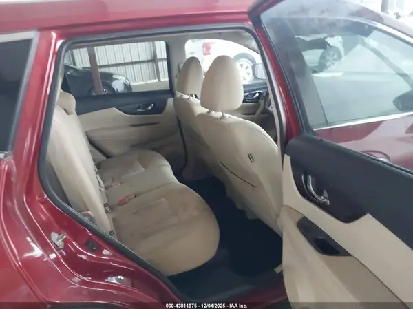 5N1AT2MV6JC847436 2018 NISSAN ROGUE - Image 8