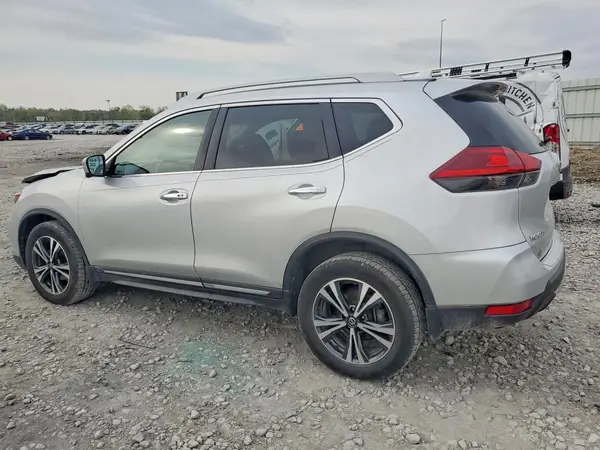 5N1AT2MV6JC851874 2018 NISSAN ROGUE - Image 2