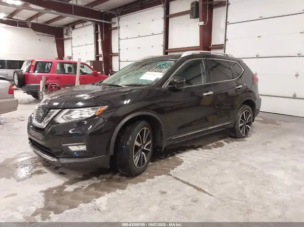 5N1AT2MV6KC714015 2019 NISSAN ROGUE - Image 2