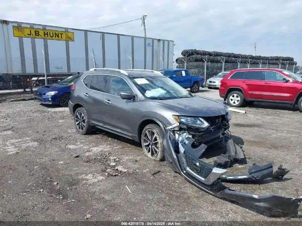 5N1AT2MV6KC727136 2019 NISSAN ROGUE - Image 1