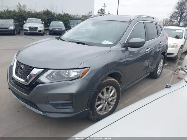 5N1AT2MV6KC738007 2019 NISSAN ROGUE - Image 2