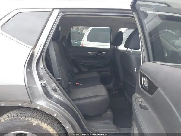 5N1AT2MV6KC738007 2019 NISSAN ROGUE - Image 8