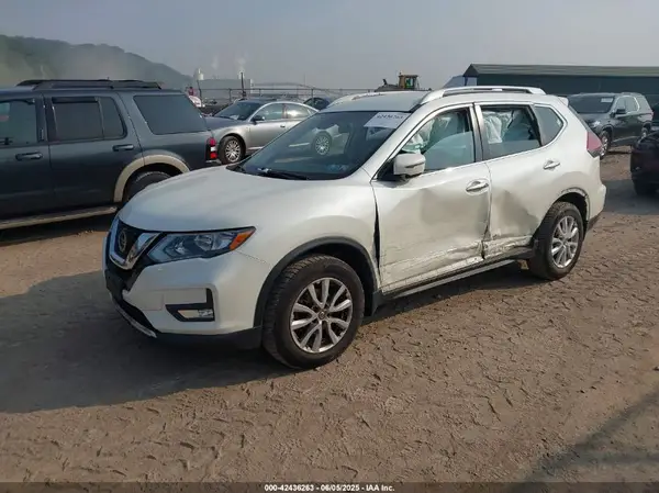 5N1AT2MV6KC741263 2019 NISSAN ROGUE - Image 2