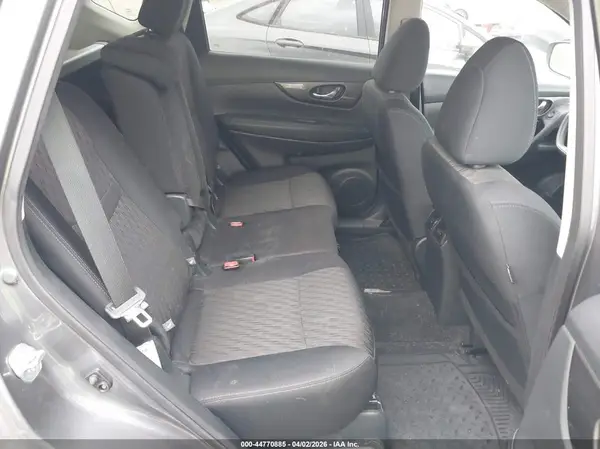 5N1AT2MV6KC752201 2019 NISSAN ROGUE - Image 8