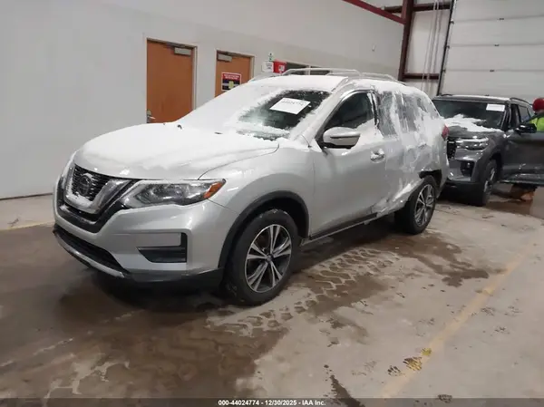 5N1AT2MV6KC755874 2019 NISSAN ROGUE - Image 2