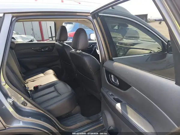 5N1AT2MV6KC758113 2019 NISSAN ROGUE - Image 8