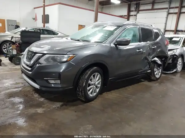 5N1AT2MV6KC759746 2019 NISSAN ROGUE - Image 2