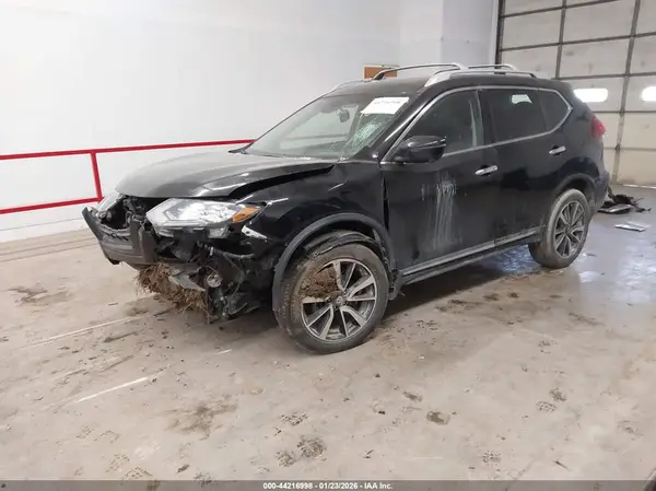 5N1AT2MV6KC768236 2019 NISSAN ROGUE - Image 2