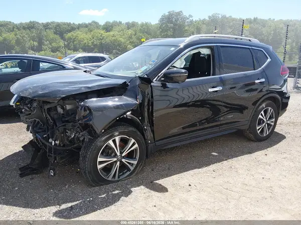 5N1AT2MV6KC776045 2019 NISSAN ROGUE - Image 2