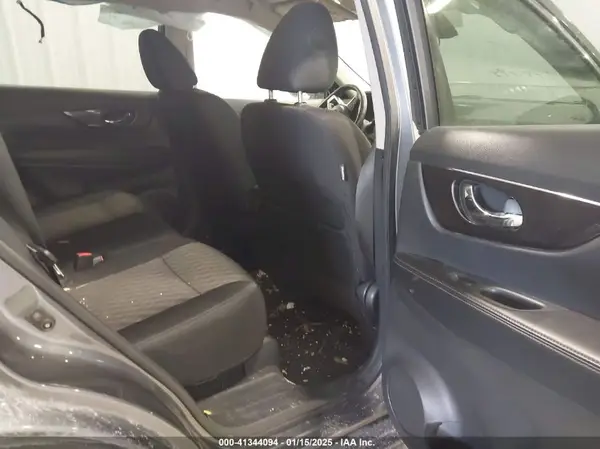 5N1AT2MV6KC798871 2019 NISSAN ROGUE - Image 8