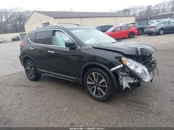5N1AT2MV6KC803132 2019 NISSAN ROGUE - Image 1