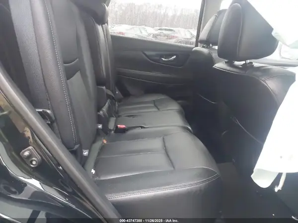 5N1AT2MV6KC803132 2019 NISSAN ROGUE - Image 8