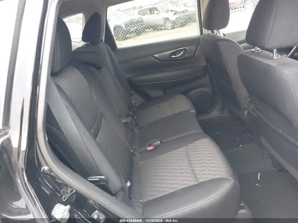 5N1AT2MV6KC818813 2019 NISSAN ROGUE - Image 8