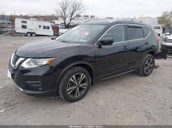 5N1AT2MV6KC819363 2019 NISSAN ROGUE - Image 2
